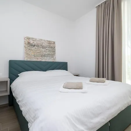 Family Friendly House With A Swimming Pool Bibinje, Zadar - 23363 بيت للعطل *
